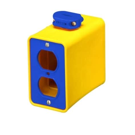 Ericson 1 Gang Outlet Box w/ Clamp, Dual